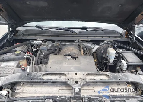 2017 Chevrolet Silverado 1500 1Lt из США, поврежденный, VIN 1GCRCREH5HZ330760